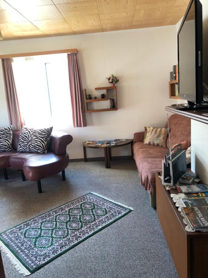 Grosszuegige Ferienwohnung Fuer 4 Personen 因特拉肯 外观 照片